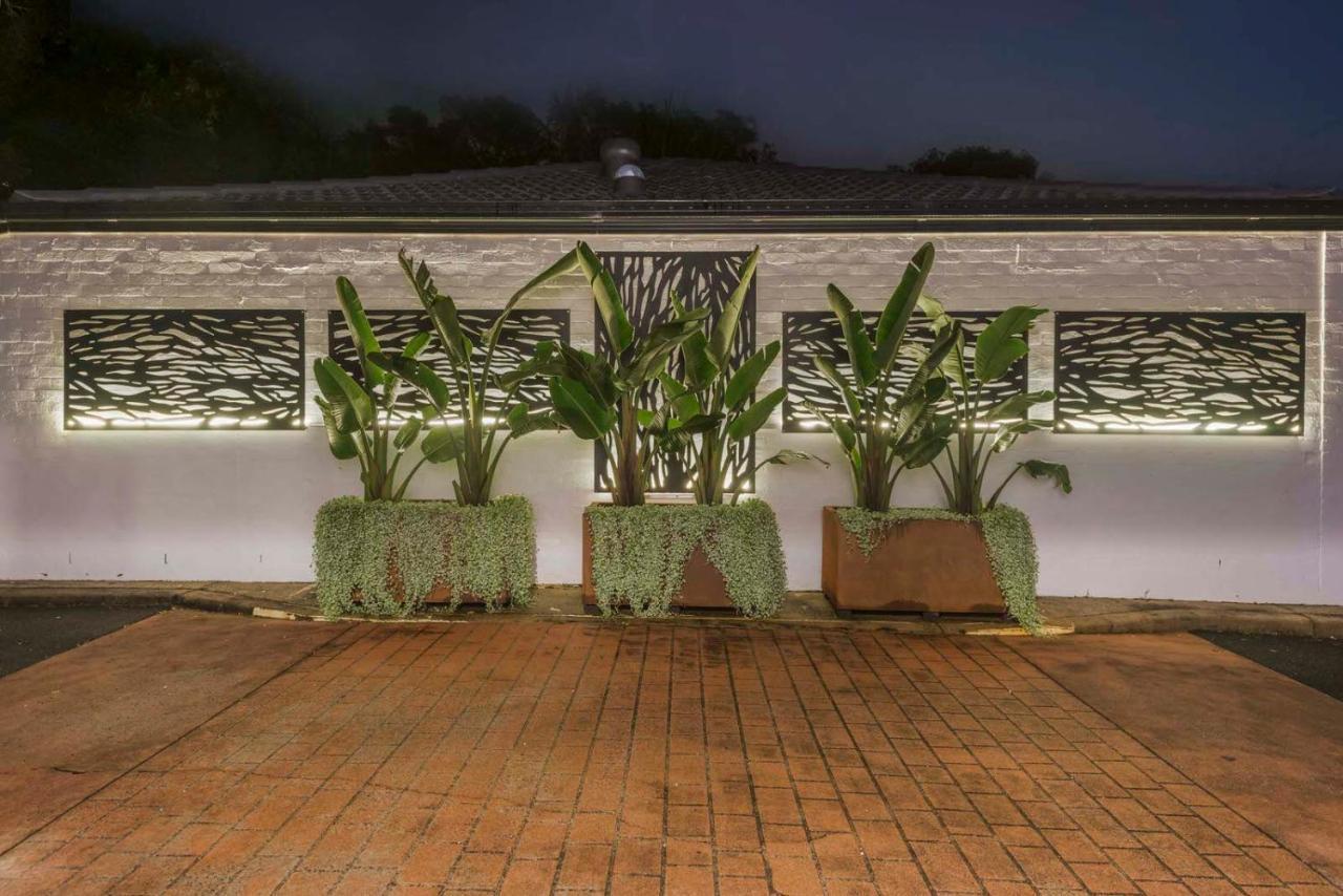 The Oasis Apartments And Treetop Houses Byron Bay Exterior foto
