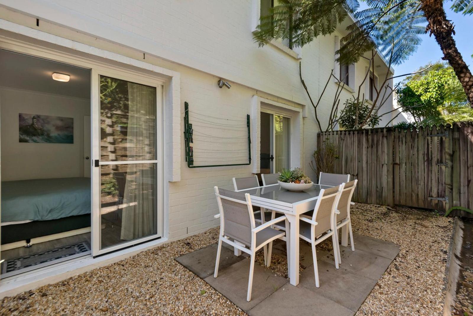 The Oasis Apartments And Treetop Houses Byron Bay Exterior foto